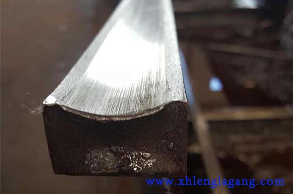 冷拉帶弧凹型鋼